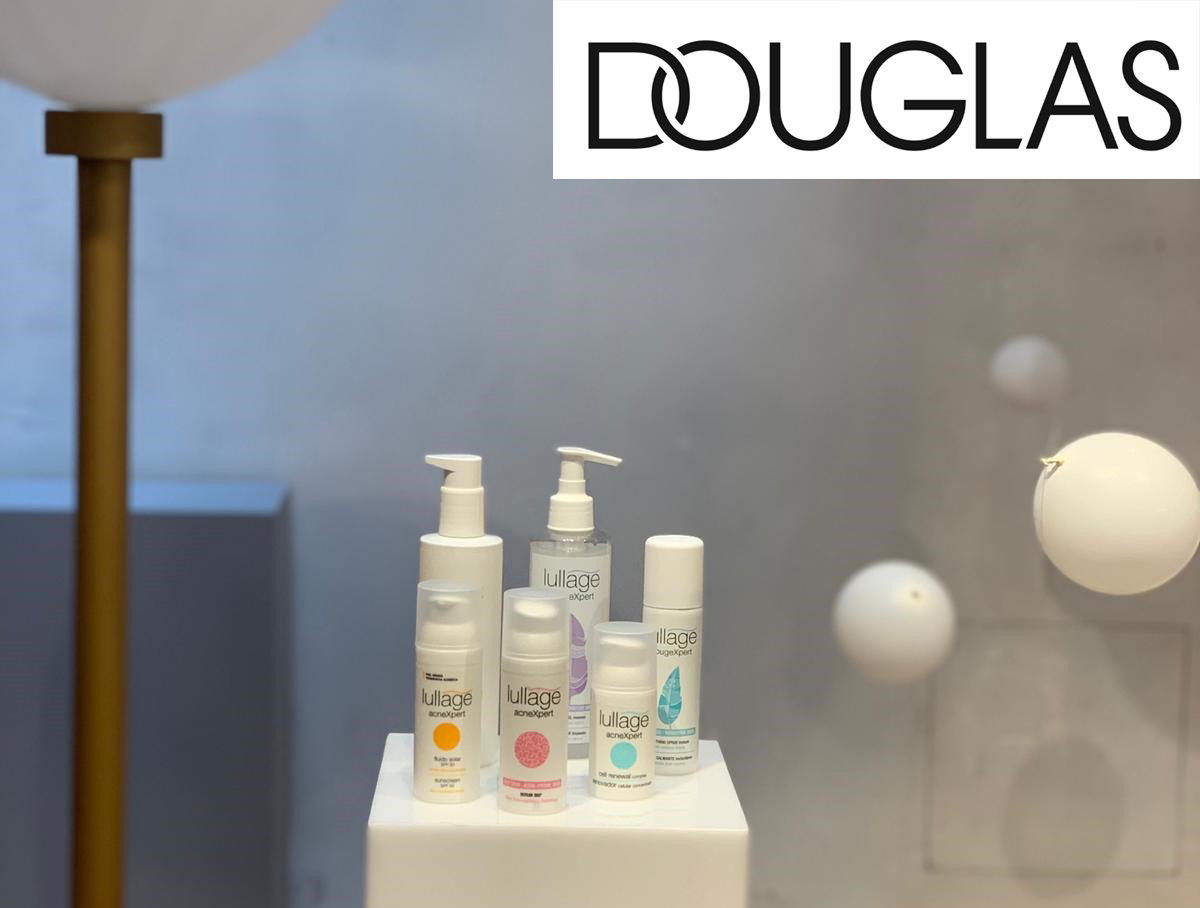 Lullage aterriza en Douglas Italia